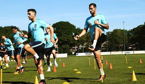 Διπλή… κούραση και μίτινγκ στο ξενοδοχείο&nbsp;(video)